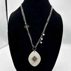 Silpada retired Grace notes pearl shell Lucite necklace